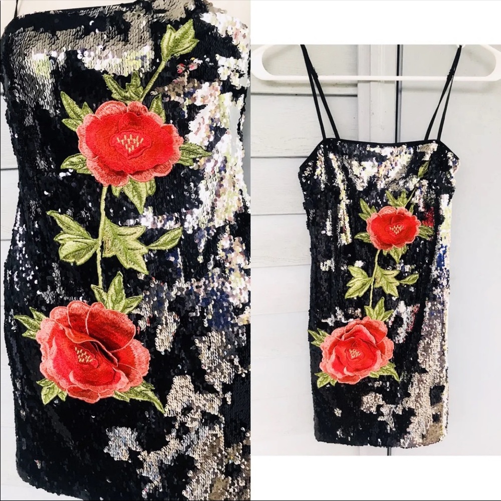 Forever 21 sequin rose dress women’s size S